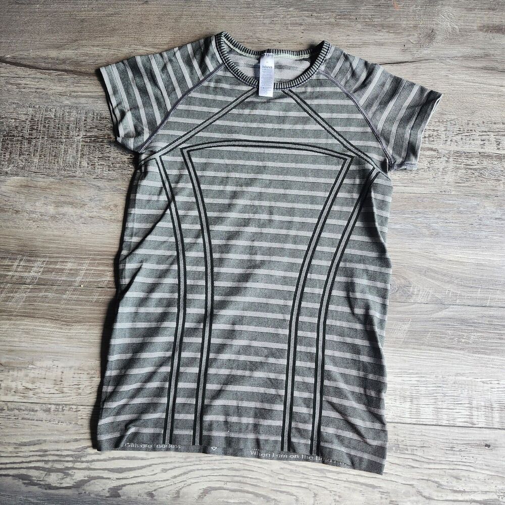 (Child's 14) Ivivva by Lululemon short sleeve top